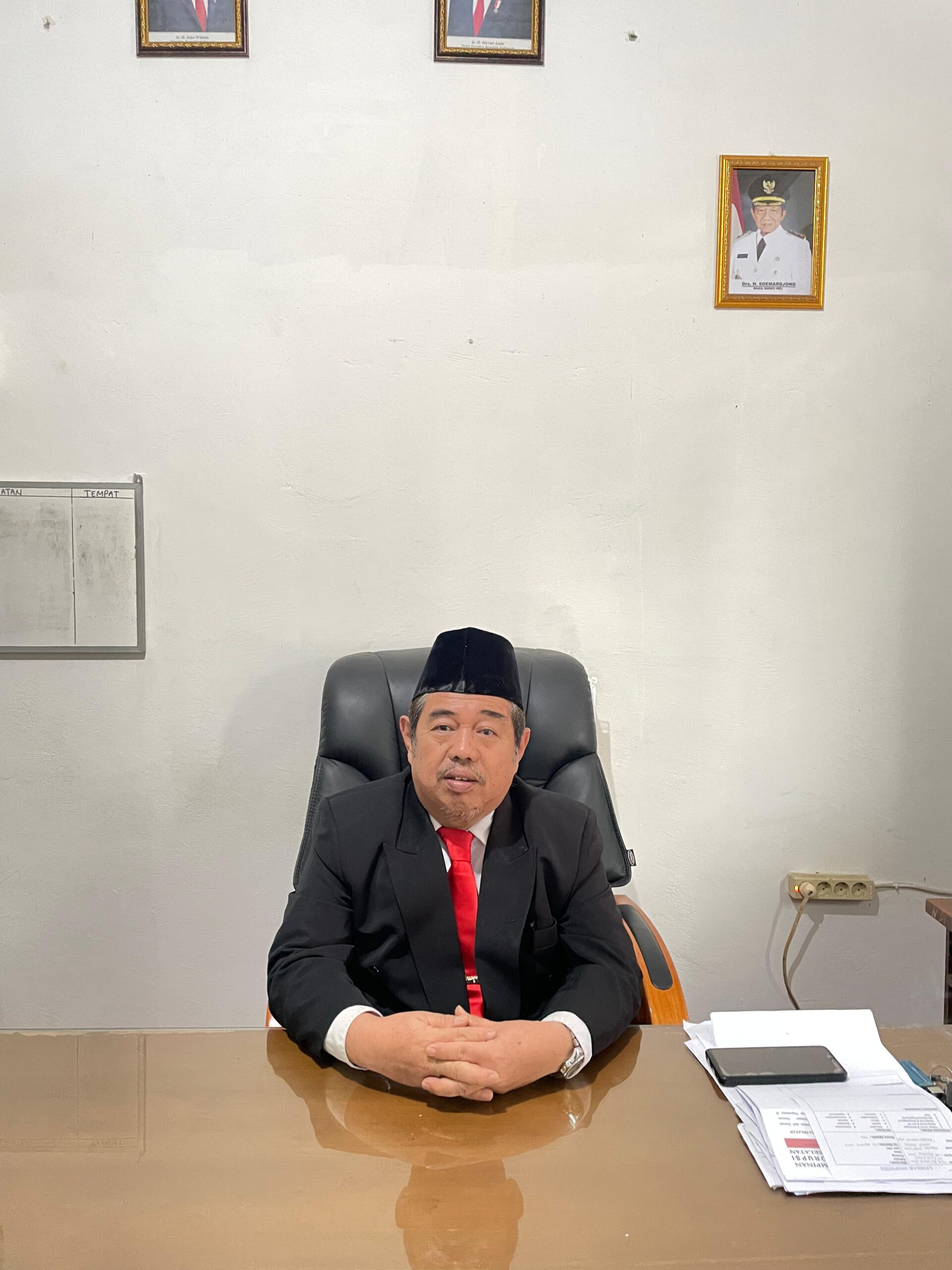 Sekwan DPRD PALI menyampaikan ada 800 lebih undangan pelantikan 30 anggota DPRD PALI tanggal 27 September 2024
(Dok/Sangkut)