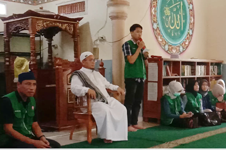 IDI MUARAENIM - Suasana Pembukaan Bhakti Sosial IDI Muaraenim di Ponpes Laa Roiba