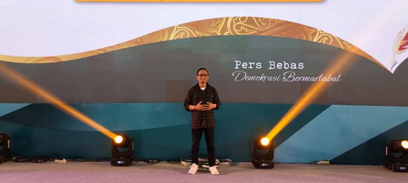 Efran saat menghadiri Puncak Peringatan Hari Pers Nasional Ke-77 (9 Februari 2023) di Kota Medan- Sumatera Utara
(Dok/tintamerah)