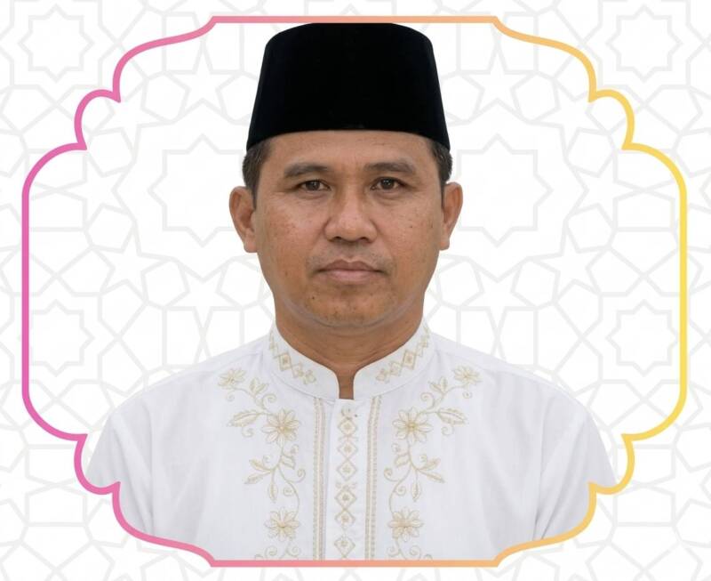 MENAGIH DEMOKRASI: Spanduk bertuliskan kebebasan pers dan hak bicara menjadi pengingat di tengah dinamika politik Kabupaten PALI. Opini terbaru yang menyadur pemikiran Dr. Subiyanto Pudin menyoroti pentingnya pemimpin menjaga iklim demokrasi dan menghindari 