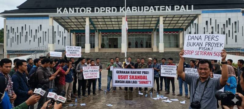 Ilsutrasi foto AI soal anggaran publikasi dianggap proyek fisik. (Dok/tintamerah)