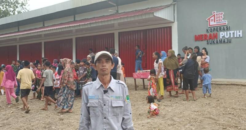 Ketua UKM Sukamaju, Unarto, menyebut Kehadiran gedung baru Koperasi Desa Merah Putih menjadi magnet baru bagi warga sekaligus memberikan angin segar bagi para pelaku Usaha Kecil Mandiri (UKM) setempat, Rabu (4/3/2026).
(Dok/tintamerah)