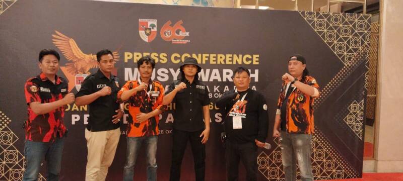 Ketua PAC Pemuda Pancasila Talang Ubi, Stelly Adriansyah, menegaskan seluruh kader di tingkat akar rumput siap bergerak menunggu instruksi Ketua MPC PP PALI, H. Ubaidillah. Barisan 