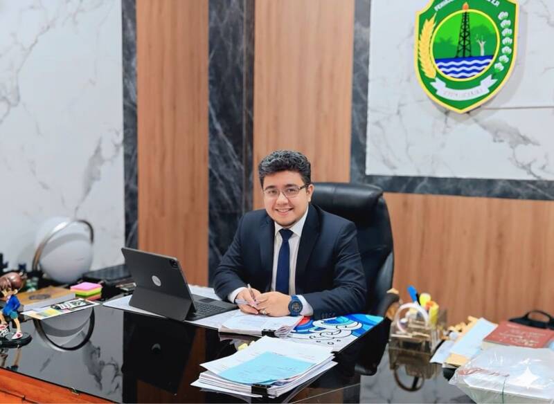 Kepala Bapenda PALI, Aryansyah, memastikan akan segera menyurati manajemen PT Servo Lintas Raya terkait temuan objek pajak yang belum terdaftar saat sidak Wakil Bupati Iwan Tuaji di stockpile KM 36. Langkah ini diambil guna mengoptimalkan PAD dan memastikan kepatuhan investasi di Kabupaten PALI. (Foto: Dok/Pribadi)