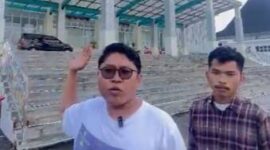 Koordinator FPR PALI, Syafri (kanan) dan Ketua FPR PALI, Edo Saputra (kanan), saat menindaklanjuti surat permohonan Rapat Dengar Pendapat (RDP) terkait carut-marut rekrutmen dan dugaan monopoli proyek di PT Pertamina Adera Field yang hingga kini diabaikan DPRD PALI. FPR mendesak transparansi total atas keterlibatan tenaga kerja lokal dan audit terhadap sistem distribusi proyek perusahaan. (Foto: Dok/Safri)  