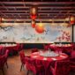 Suasana interior D’Lotus Chinese Restaurant di lantai 3 Harper Palembang yang mengusung konsep elegan dengan sentuhan budaya Tiongkok, menawarkan atmosfer hangat untuk makan malam keluarga maupun pertemuan bisnis. (Foto: Dok/haperpalembang)