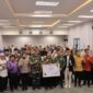 Wali Kota Palembang, Ratu Dewa, menerima penghargaan sebagai 