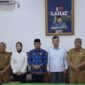 Usai dilantik sebagai Pejabat Pimpinan Tinggi Pratama pada Selasa pagi, Kepala Dinas PU Kabupaten Lahat, Jefran Azsyaputra, langsung tancap gas mendampingi Bupati Lahat dalam penandatanganan MoU dengan PT. Supreme Energy Rantau Dedap di Pendopoan Rumah Dinas Bupati. (Foto: Dok/Humas PU Lahat)