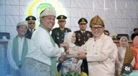 Wakil Ketua DPRD PALI, Firdaus Hasbullah, menyampaikan catatan reflektif dalam Rapat Paripurna Istimewa HUT ke-13 Kabupaten PALI di Gedung DPRD PALI, Rabu (22/4/2026). Firdaus menekankan bahwa usia 13 tahun adalah momentum memperkuat kemandirian dan keadilan bagi masyarakat Bumi Serepat Serasan dengan semangat 