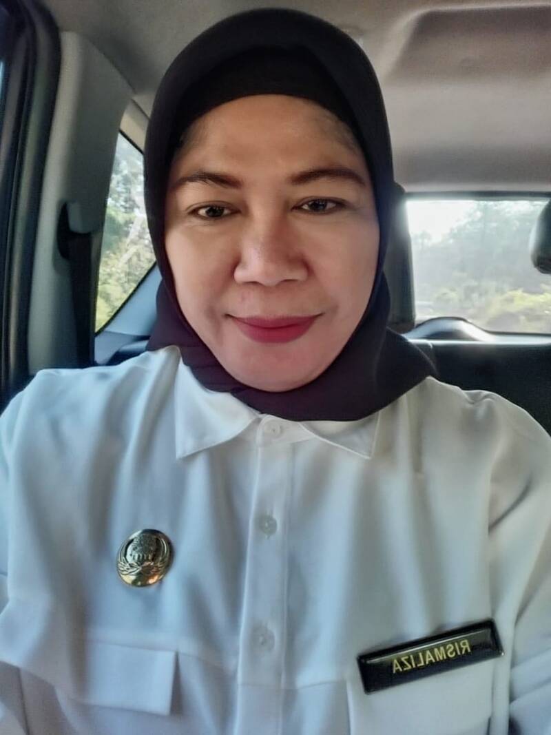 Kepala Dinas Penanaman Modal dan Pelayanan Terpadu Satu Pintu (DPMPTSP) Kabupaten PALI, Rismaliza, menegaskan kesiapan instansinya untuk mempercepat pengurusan izin Persetujuan Bangunan Gedung (PBG) dalam proyek pembangunan Gedung PHTC RSUD Talang Ubi, Rabu (6/5/2026). DPMPTSP memastikan koordinasi lintas sektor terus berjalan sembari menunggu dokumen DED dari Kementerian Kesehatan. (Foto: Dok/Pribadi)