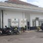 Gedung Kantor Badan Pendapatan Daerah (Bapenda) Kabupaten Penukal Abab Lematang Ilir (PALI), Suamatera Selatan, tempat pusat kendali strategi intensifikasi pajak daerah digodok di bawah kepemimpinan Dr. Aryansyah. Melalui kinerja taktis instansi ini, realisasi penerimaan Pajak Daerah PALI sepanjang triwulan I (Januari hingga Maret 2026) sukses mencatatkan lompatan besar dengan pertumbuhan positif mencapai 21,92% secara Year-on-Year (YoY). (Foto: dok/efran)