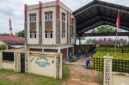 Aktivitas penyaluran LPG 3 kg di pangkalan PT Hartika, Kelurahan Handayani Mulya, Kecamatan Talang Ubi, Kabupaten PALI. Stabilitas distribusi di tingkat agen menjadi kunci utama dalam memastikan ketersediaan energi subsidi bagi masyarakat PALI. (Foto ilustrasi AI: Dok/tintamerah.co)