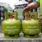 Disperindag Kabupaten PALI mengimbau masyarakat untuk lebih kritis saat membeli gas LPG 3kg. Konsumen diminta menolak tabung dengan segel rusak atau terbuka dan disarankan menimbang berat gas sebelum bertransaksi. (Foto: Dok/tintamerah.co)