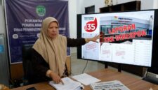 Kadisperindag PALI, Ida Martini, dalam pertemuan di Kantor Disperindag PALI, Kamis (9/6/2026), mengungkapkan kekecewaan mendalam atas sistem Call Center 135 Pertamina yang tidak pernah merespons maupun menindaklanjuti laporan resmi terkait carut-marut distribusi gas elpiji 3 kg di wilayah Kabupaten PALI.  (Foto ilustrasi AI Dok/tintamerah.co)  