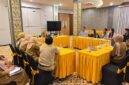 Plt. Kepala Dinas Kebudayaan dan Pariwisata Kabupaten PALI, Hj. Rina Anggraini, S.T., M.T., saat memaparkan 6 strategi taktis program kerja 2026 dalam mendongkrak iklim investasi perhotelan dan pariwisata berbasis kearifan lokal demi menggerakkan roda ekonomi masyarakat. (Foto: Dok/Disbudpar PALI)