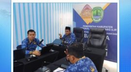 Jajaran Badan Perencanaan Pembangunan Daerah (Bappeda) Kabupaten PALI saat menggelar Rapat Finalisasi Dokumen Rencana Penanggulangan Kemiskinan Daerah (RPKD) Tahun 2025-2029 di Kantor Bappeda PALI. Melalui komitmen Kepala Bappeda PALI Hj. Rina Anggraini, ST., MT., di tahun anggaran 2026 ini pemerintah daerah fokus menggempur angka kemiskinan ekstrem melalui validasi data berbasis desa, perlindungan pekerja rentan, serta penguatan program unggulan 