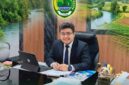 Kepala Dinas Lingkungan Hidup Kabupaten PALI, Aryansyah, memberikan instruksi strategis pemulihan lahan ekologis dalam momentum Hari Lingkungan Hidup Sedunia, Jumat (5/6/2026). DLH PALI menegaskan komitmen memprioritaskan penyelarasan regulasi dan pengawasan ketat terhadap isu krusial lingkungan di Bumi Serepat Serasan.  (Foto: Dok/tintamerah.co)