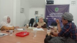 Menjawab tudingan publik dan jeritan warga PALI, Kadisperindag Ida Martini memberikan keterangan terkait polemik tata kelola elpiji 3 kg dalam pertemuan dengan tintamerah.co, Kamis (9/6/2026). (Foto: Dok/Muhammad Randi)