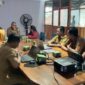 Kepala Dinas Sosial Kabupaten PALI, Edy Irwan, SE, M.Si, saat memaparkan arah kebijakan, program prioritas, dan strategi penguatan ketahanan sosial tahun anggaran 2026 di ruang kerjanya, Rabu (17/6/2026). (Foto: Dok/ Muhammad Randi)