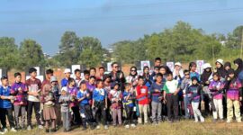 Ketua Cabor Panahan Sumsel, Firdaus Hasbullah, resmi membuka Seleksi Daerah Panahan di Lapangan Komplek CitraLand, Palembang, Minggu (21/6/2026). Ia menegaskan bahwa ajang ini merupakan gerbang awal bagi para atlet untuk melangkah menuju panggung kompetisi nasional. (Foto: Dok/Istimewah)