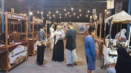 Kepala Dinas Koperasi dan UKM Kabupaten PALI, Rohman, S.Pd., M.Pd., saat meninjau secara langsung persiapan akhir di lokasi acara eks Sanggar Pramuka Pertamina Pendopo, Talang Ubi, Sabtu (18/7/2026). Kepada tintamerah.co, ia memastikan progres persiapan telah mencapai 90 persen dan siap memulai rangkaian acara 