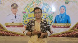 Kepala Dinas Koperasi dan UKM PALI, Rohman, S.Pd., M.Pd., saat memantau kesiapan akhir lokasi PALI Night Culinary di Pendopo. Persiapan pesta rakyat UMKM ini telah mencapai 90 persen dan dijadwalkan akan segera diresmikan oleh Bupati PALI, Asgianto, bersama Ketua TP PKK PALI, Dwi Septaria, S.E. (Foto: Dok/tintamerah.co)