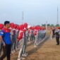 Pelatih Paskibra Aiptu Maryono memimpin langsung jalannya gladi bersih Paskibraka PALI di Stadion Gelora November, Minggu (16/8/2026), demi memastikan kesiapan teknis dan fisik pasukan jelang upacara HUT RI ke-81. (Foto: Dok/tintamerah.co)