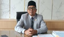 Ketua DPRD PALI H. Ubaidillah mengecam keras dugaan pengabaian standar K3 oleh PT Golden Blossom Sumatera (GBS) yang berujung pada tewasnya Aditya Wiranata (25), pekerja asal Desa Panta Dewa korban ledakan steam maut pabrik sawit. Pemerintah diminta segera audit total! (Foto: Dok/tintamerah.co)