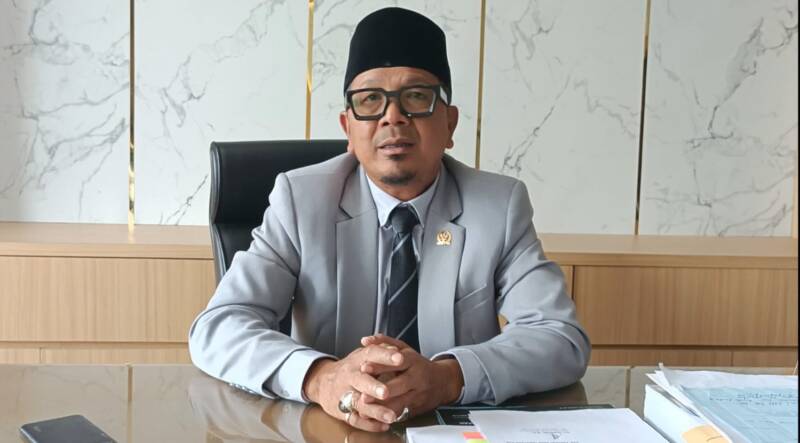 Ketua DPRD PALI H. Ubaidillah mengecam keras dugaan pengabaian standar K3 oleh PT Golden Blossom Sumatera (GBS) yang berujung pada tewasnya Aditya Wiranata (25), pekerja asal Desa Panta Dewa korban ledakan steam maut pabrik sawit. Pemerintah diminta segera audit total! (Foto: Dok/tintamerah.co)