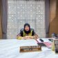 Kepala Dinas Penanaman Modal dan Pelayanan Terpadu Satu Pintu (DPMPTSP) Kabupaten PALI, Rismaliza, S.H., M.Si, saat memberikan keterangan resmi terkait polemik perizinan PT Aburahmi., Senin (3/8/2026). (Foto: Dok/Alber Irawan)