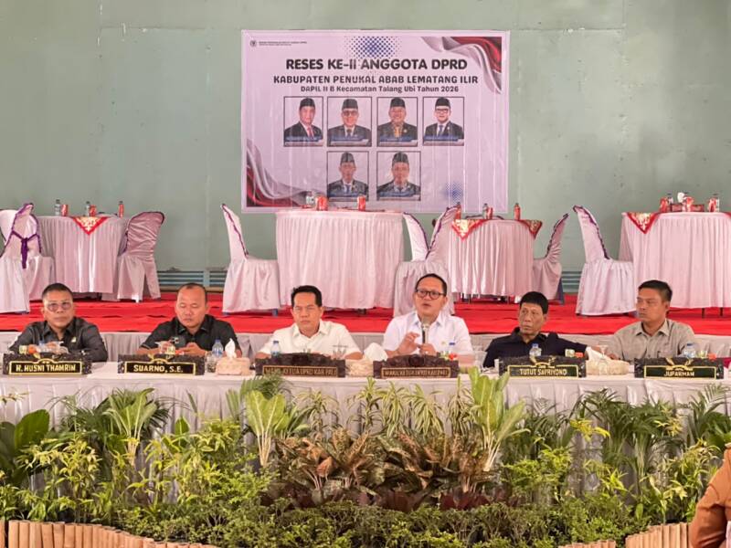Wakil Ketua II DPRD Kabupaten PALI, Firdaus Hasbullah, S.H., saat memimpin jalannya Reses Masa Persidangan II Tahun 2026 di Gedung Pesos Pertamina Pendopo, Kecamatan Talang Ubi, Senin (3/8/2026), dengan fokus memperjuangkan pengembalian pemotongan anggaran pusat untuk pembangunan daerah. (Foto: Dok/ Istimewah)