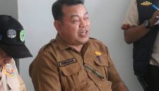 Kabid Bapenda PALI, Firman Jamaludin, saat memaparkan potensi pajak daerah dari PT Aburahmi dalam agenda sidak gabungan lintas OPD, Selasa (4/8/2026). (Foto: Dok/Istimewah)
