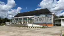 Kantor DPRD PALI, lokasi krusial penentuan nasib operasional PT Aburahmi dalam Rapat Dengar Pendapat yang akan segera digelar, Senin, 10 Agustus 2026. (Foto: Dok/tintamerah.co)